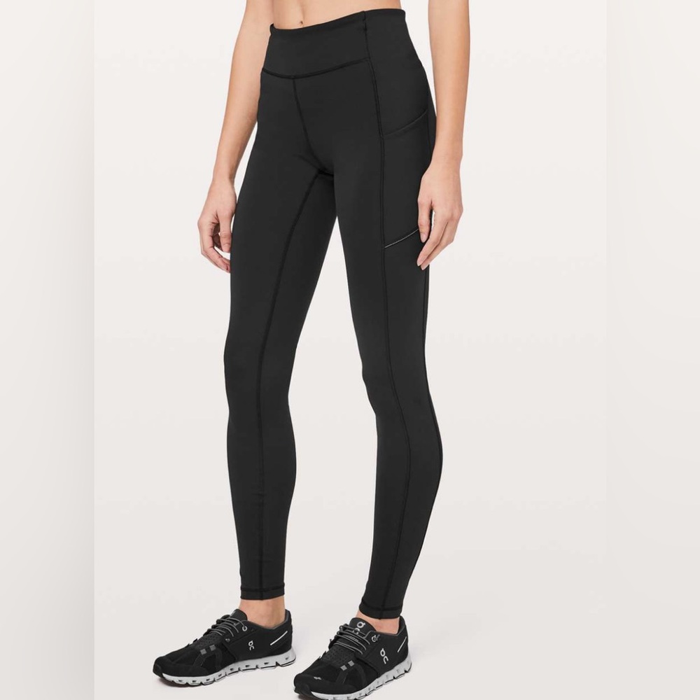 Black Lululemon Size 2 Speed Up Leggings with Pockets